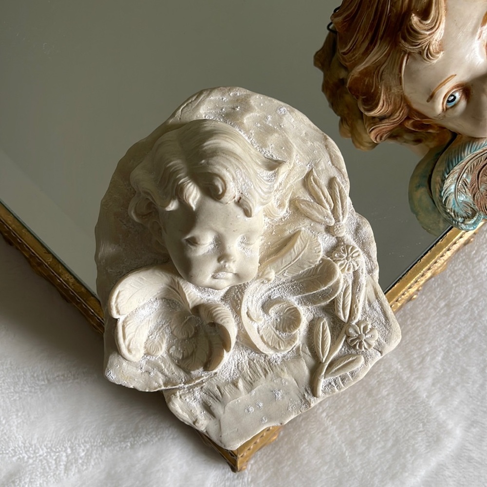 🏷 vintage shabby chic cherub angel wall decor